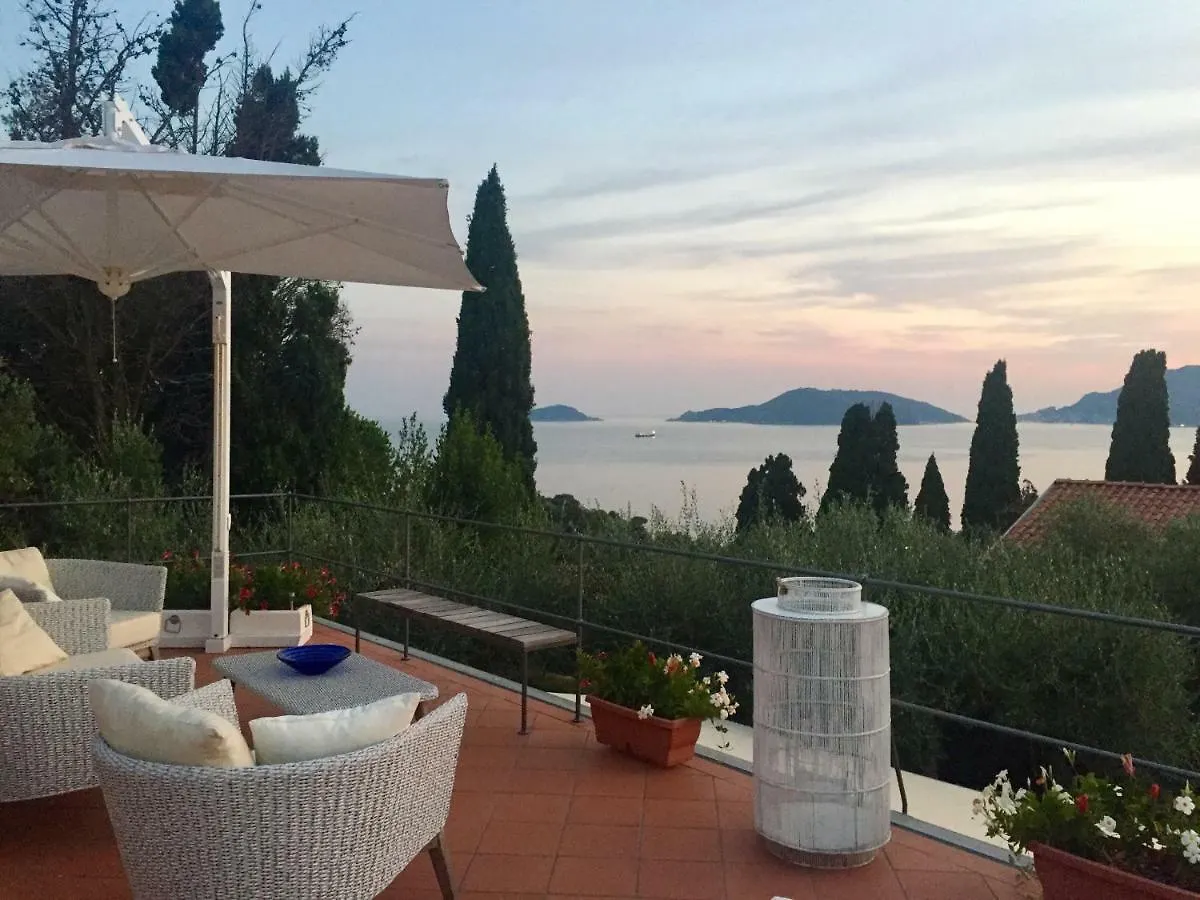 Velamica Resort Lerici 3*,
