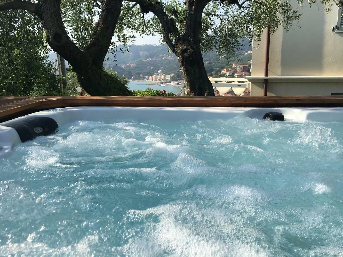 Velamica Resort Lerici Bed & Breakfast